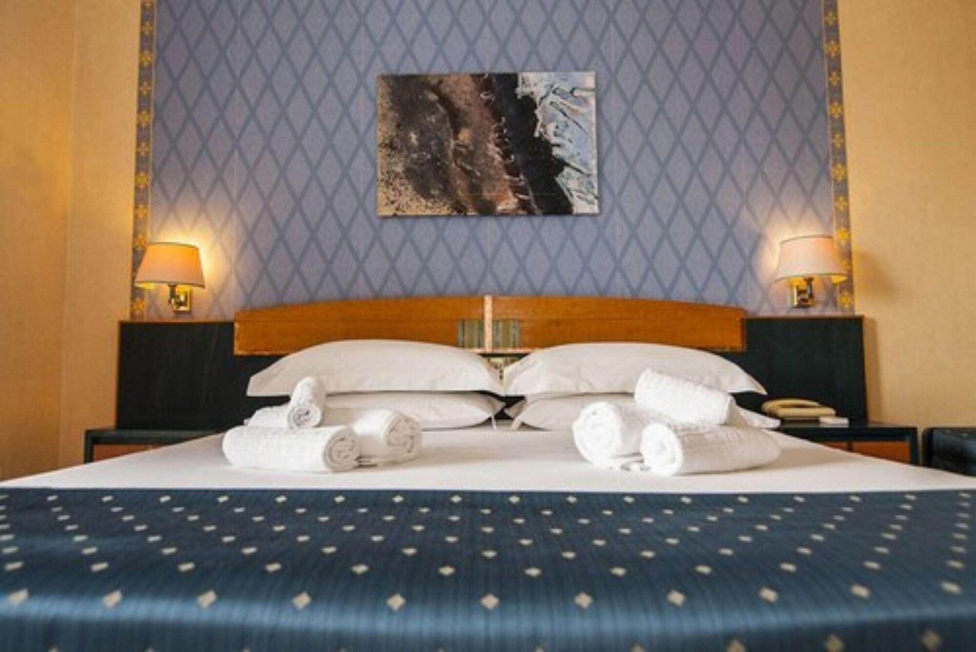 Grand President Hotel